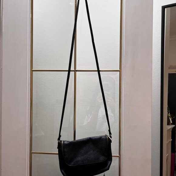 Cute Understated Black Going Out Bag - Picture 4 of 5